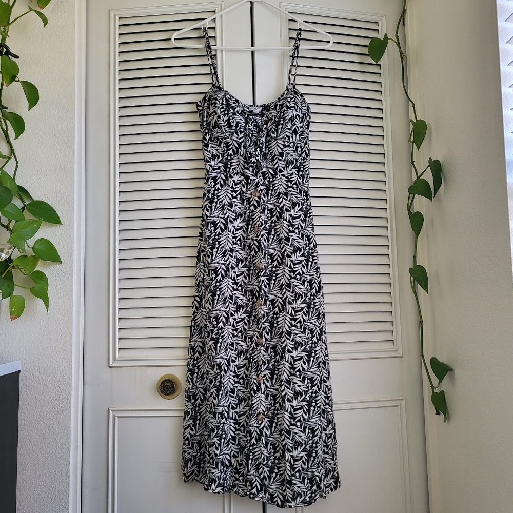 AUW - Black and White Patterned Dress